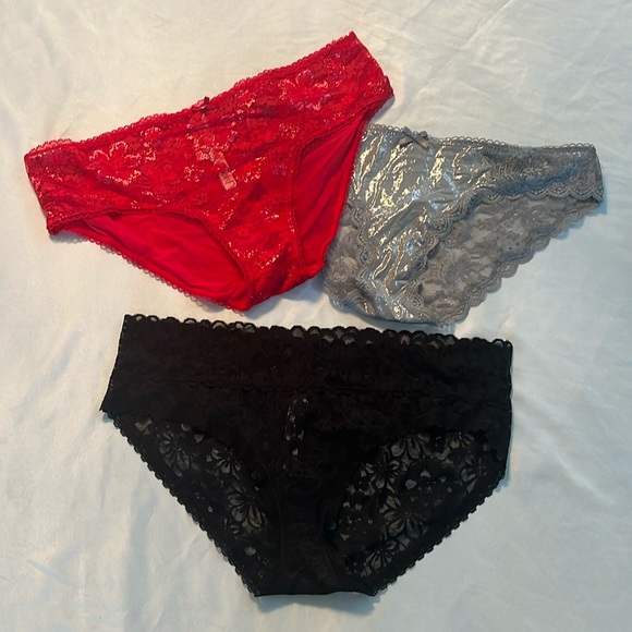 NWT VS Panty Bundle - Picture 1 of 11